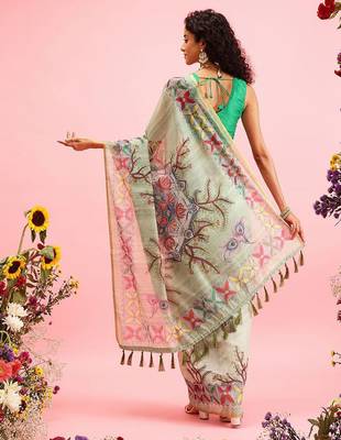 Green printed cotton blend ethnic saree with blouse piece 3