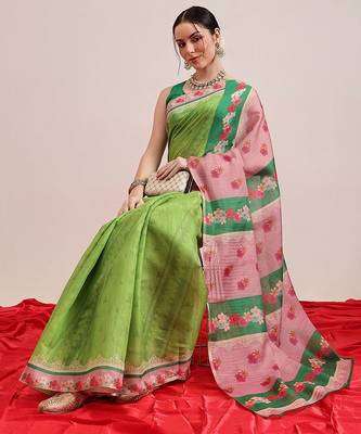 Green printed silk cotton ethnic saree with blouse piece 4