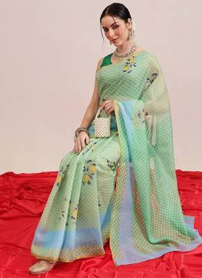 Green printed cotton blend ethnic saree with blouse piece 4