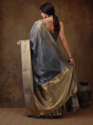 Grey printed silk blend ethnic saree with blouse piece 2