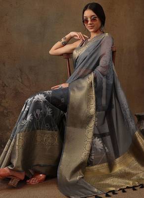 Grey printed silk blend ethnic saree with blouse piece 3