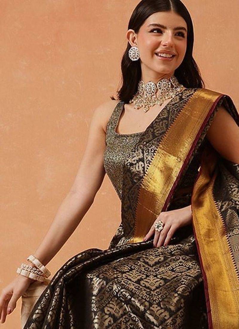 Black woven silk blend ethnic saree with blouse piece