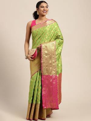 Green woven cotton blend traditional saree with blouse piece 1