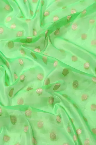 Green woven art silk traditional saree with blouse piece