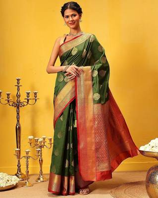 Green woven silk blend ethnic saree with blouse piece 2