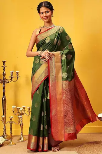 Green woven silk blend ethnic saree with blouse piece