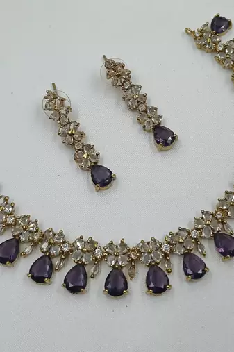 Purple ad stone & agate stone necklace set with earrings, antique gold plated
