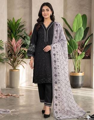 Grey colour roman fabric embroidered kurti palazzo set with organza dupatta 1