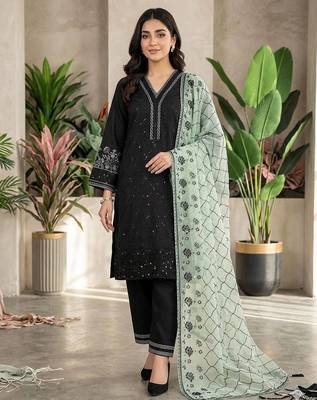 Green colour roman fabric embroidered kurti palazzo set with organza dupatta 1