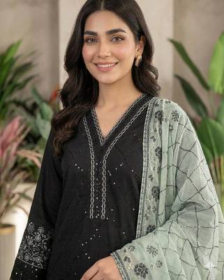 Green colour roman fabric embroidered kurti palazzo set with organza dupatta 3