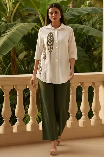 Stylish Women Cotton Embroidered Short Kurti Top with pant cored set 