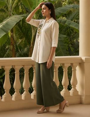 Stylish Women Cotton Embroidered Short Kurti Top with pant cored set  3