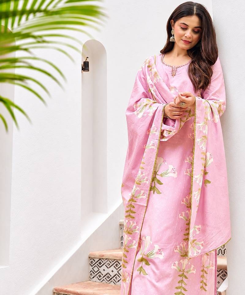 Women's Pink Floral Printed Kurta Pant Dupatta Set | Elegant Ethnic Wear Suit Set