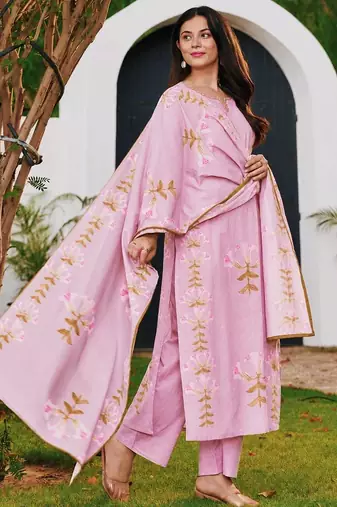 Women's Pink Floral Printed Kurta Pant Dupatta Set | Elegant Ethnic Wear Suit Set