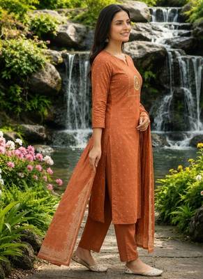 Beautiful rust kurti with plazzo and dupatta 3