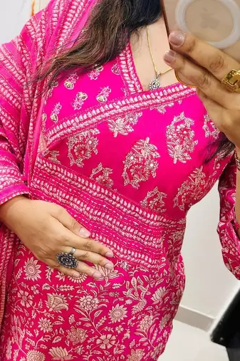 Beautiful pink printed kurta set