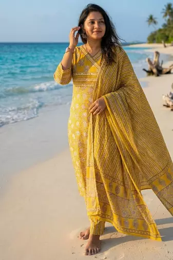 Beautiful yellow printed kurta set