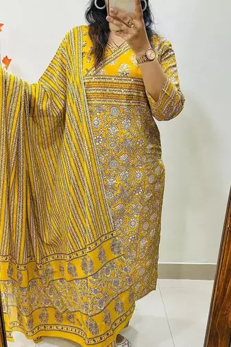 Beautiful yellow printed kurta set