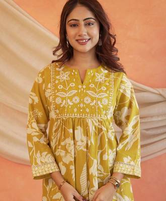 Beautiful mustard anarkali kurta set 3
