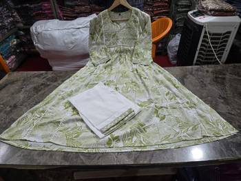 Beautiful green printed cotton cord set 5