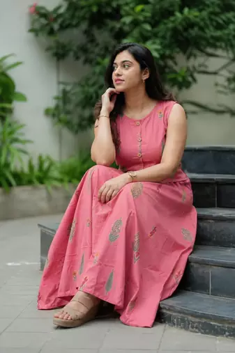 Premium pink printed jaipuri cotton skirt and top set with beautiful button
