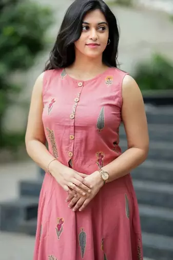 Premium pink printed jaipuri cotton skirt and top set with beautiful button