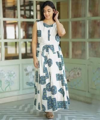 Premium printed jaipuri white cotton skirt and top set with beautiful button 3
