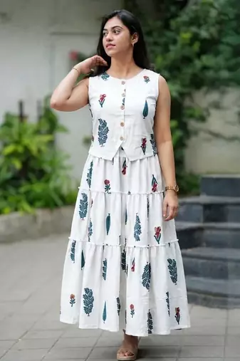 Premium white printed leaf jaipuri cotton skirt and top set with beautiful button