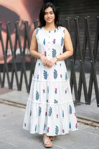 Premium white printed leaf jaipuri cotton skirt and top set with beautiful button