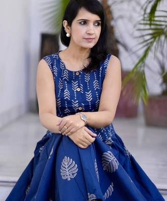 Premium blue printed leaf jaipuri cotton skirt and top set with beautiful button 2