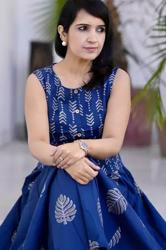 Premium blue printed leaf jaipuri cotton skirt and top set with beautiful button
