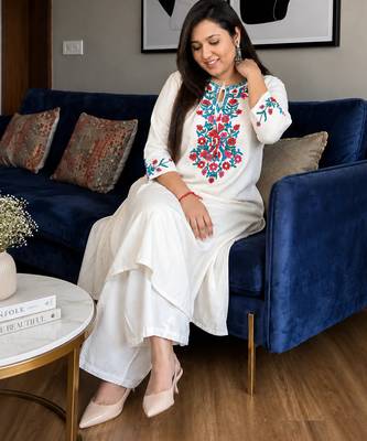 Beautiful embrodiered cord set 2
