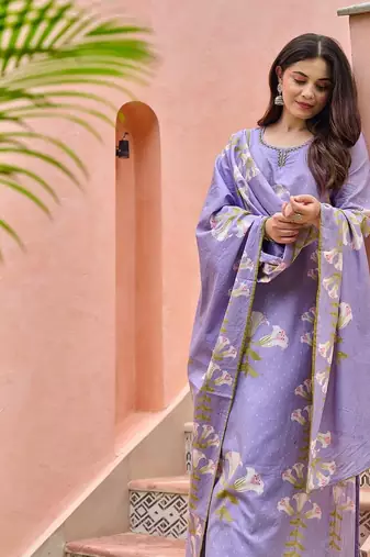 Women's Floral Printed Kurta Pant Dupatta Set
