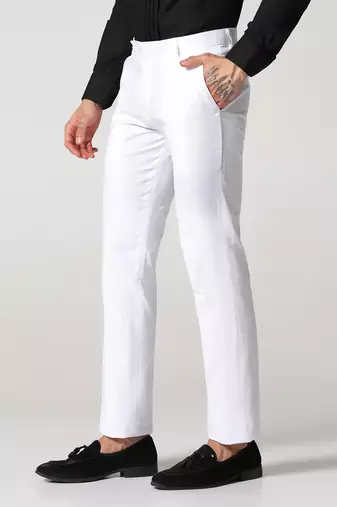 White men linen trousers