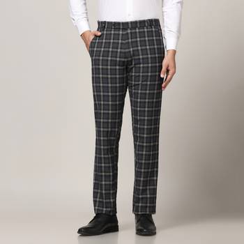Black checkered trousers 1