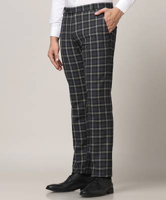 Black checkered trousers 3