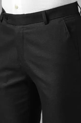 Relaxed fit regular trousers