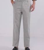 grey linen trousers