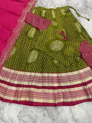 Festive Olive Green Pink Lehenga Choli Scalloped Border Dupatta 3