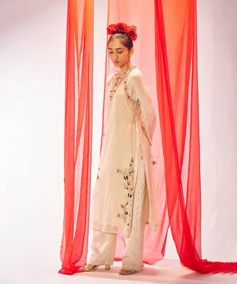 Ivory embroidered organza long kurta set 4
