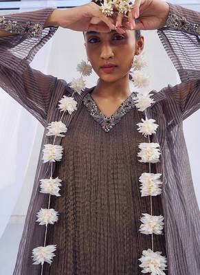 Lilac brown embroidered crepe co ord set 4