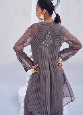 Lilac brown embroidered crepe co ord set 5