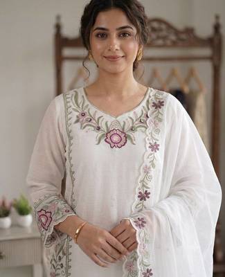 Pink colour embroidered faux georgette palazzo suit with dupatta 2
