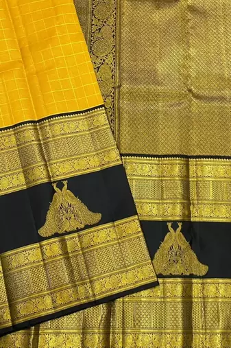 New Designer Banarasi Soft Silk Woven Saree With Blouse Set For Women's 