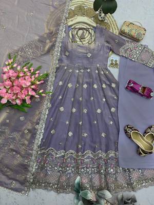  lavender ethnic suit set with heavy embroidery and dupatta 3