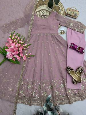 Elegant pink embroidered anarkali kurta set with mirror work dupatta 4