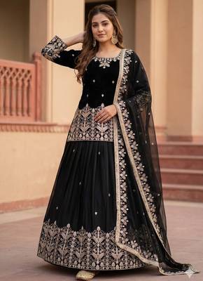BLACK FRANCH SILK PARTY WEAR EMBROIDERY TOP LEHENGA 2