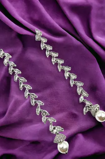 Women silver-plated cubic zirconia long dangle drop earrings with pearl hanging