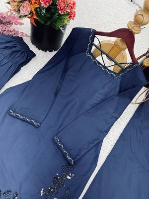 Navy blue embroidered crepe silk farshi suit with dupatta 4