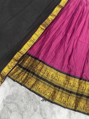 Rustpink & Black Kanci cottan blend half saree with traditional gold zari weaving work 4